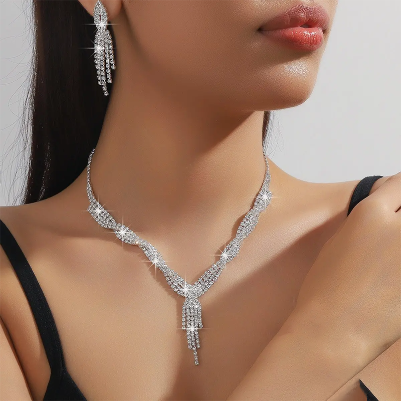 💐Elegantes Kaskaden-Schmuckset für Damen (Halskette & Ohrringe)