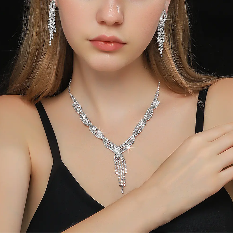💐Elegantes Kaskaden-Schmuckset für Damen (Halskette & Ohrringe)