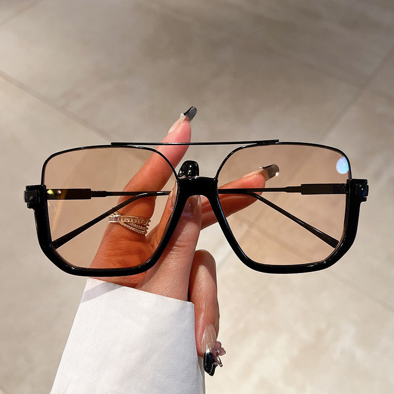 ☀️😎Modische, leichte Sonnenbrille mit getönten Gläsern