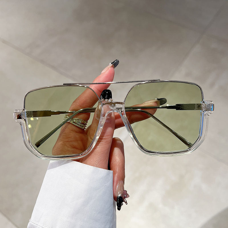 ☀️😎Modische, leichte Sonnenbrille mit getönten Gläsern
