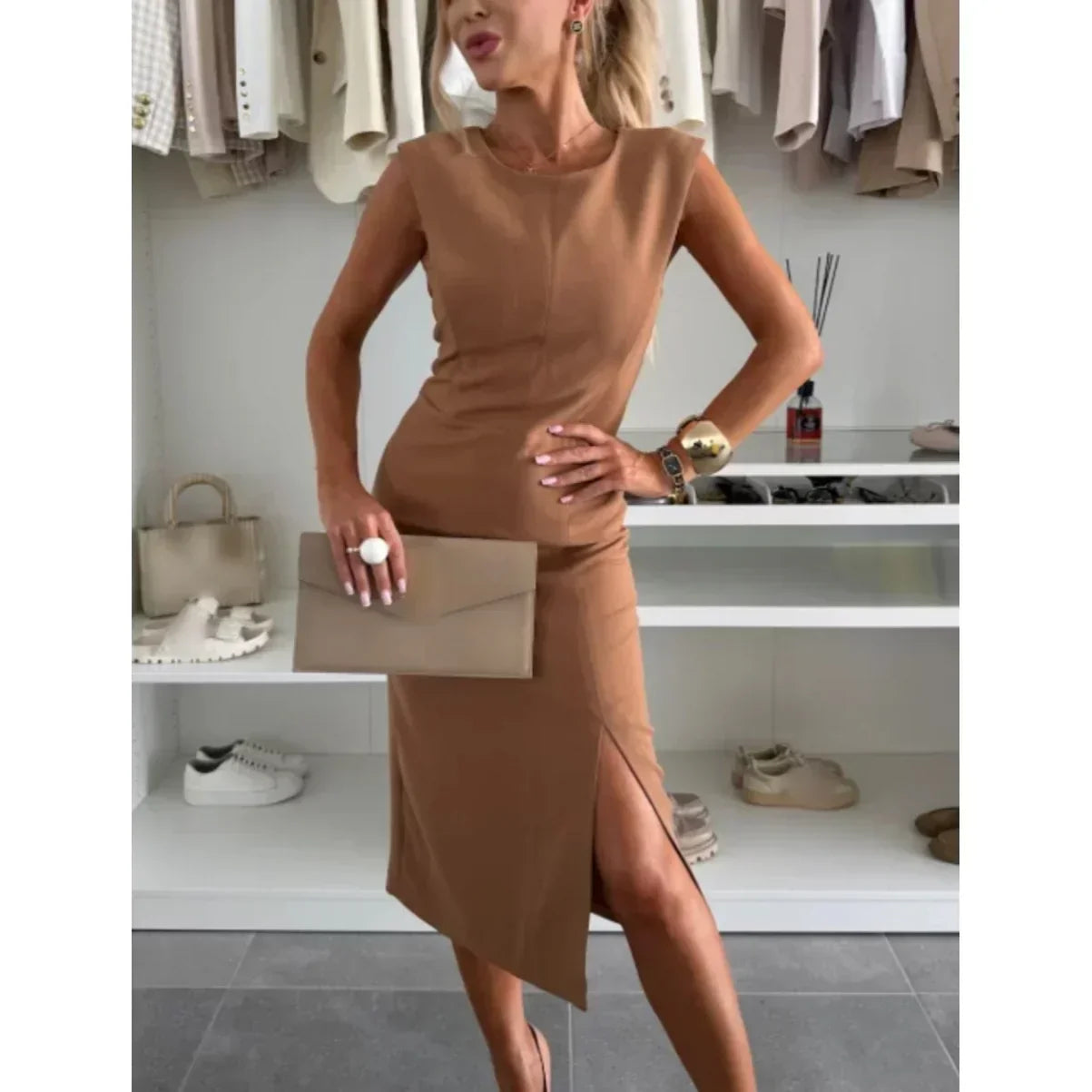 Ärmelloses Damen Bodycon Kleid mit Schlitz