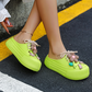 🍀Tragbar zu Hause und unterwegs 💖Atmungsaktive Damen-Pantoletten mit blumigem Schuhschmuck