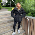 🎅🎁Weihnachtsangebot – 50 % Rabatt⏳Stylische einfarbige Pufferjacke mit Gürtel für Damen